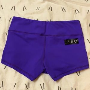 Fleo booty shorts
